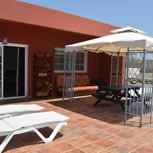 https://estudio-rural-la-rosa-herrera.hotelsfuerteventura.org